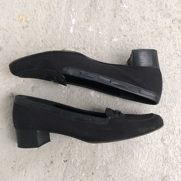 Ferragamo slip ons - Picture 2 of 7